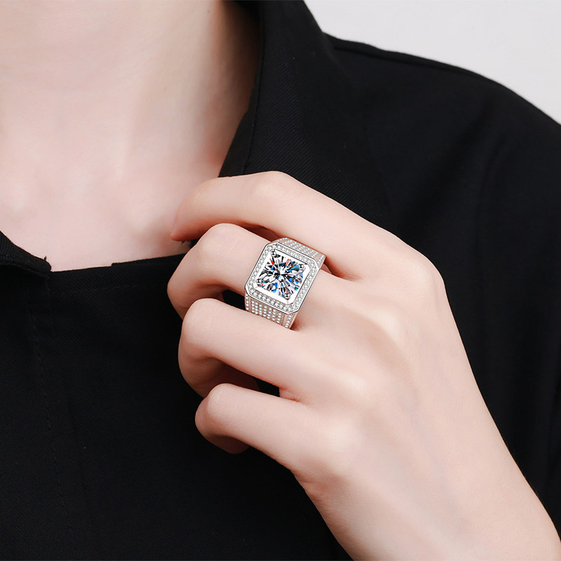 D-Color VVS1 5 Karat Quadratis – Signet Ring Men Bewertung und Preis